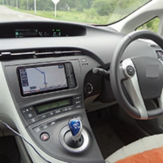 車や電車飛行機の中で